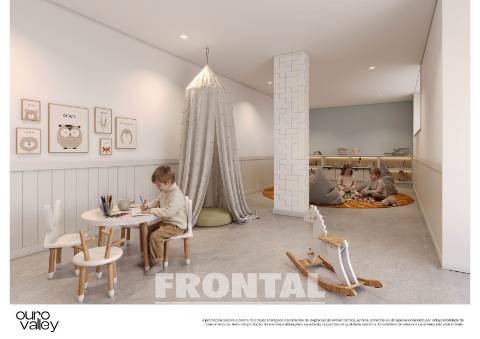 Apartamento T3 com Varanda e Garagem no Ouro Valley