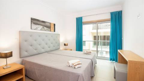 apartamento t1 em monte gordo moderno zona centro com ar condicionado para férias