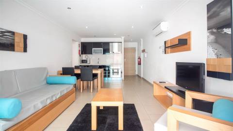 apartamento t1 em monte gordo moderno zona centro com ar condicionado para férias