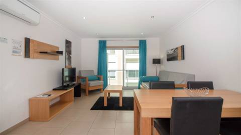 apartamento t1 em monte gordo moderno zona centro com ar condicionado para férias