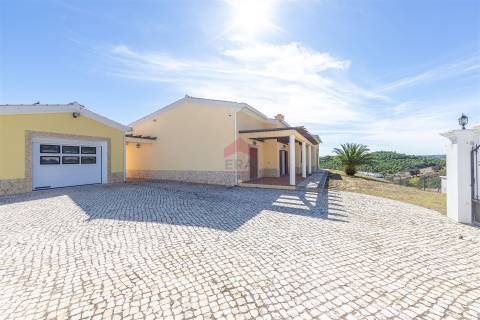 Moradia Isolada T4 Venda em Castro Marim,Castro Marim