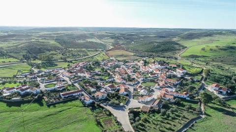 Moradia, 2 quartos, Mértola, São Bartolomeu de Via Glória