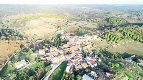 Terreno com ruina, Alcoutim, Alcoutim