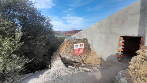 Terreno com ruína, Alcoutim, Álamo