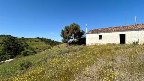 Moradia Devoluta T2 Venda em Odeleite,Castro Marim