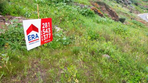 Terreno rústico em Mértola.