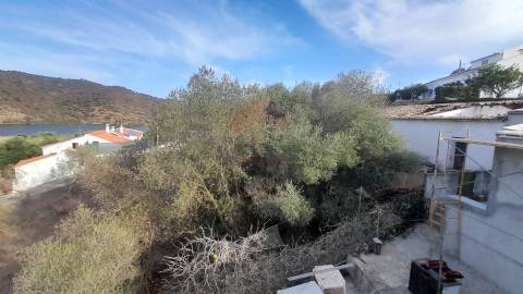 Ruína e terreno, Álamo, Alcoutim