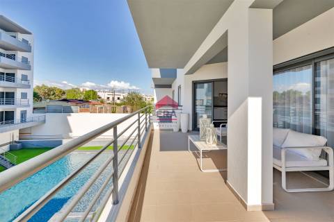 Apartamento T4 Venda em Quelfes,Olhão