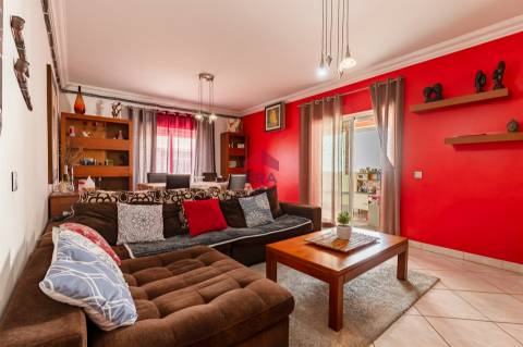 Apartamento T3 Venda em Olhão,Olhão