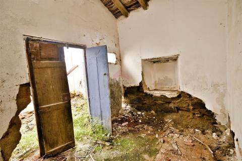 Moradia para Restaurar T1 Venda em Odeleite,Castro Marim