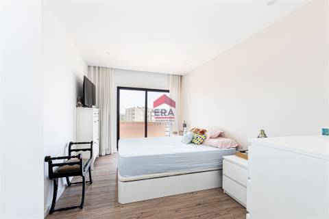 Apartamento T5 Venda em Faro (Sé e São Pedro),Faro