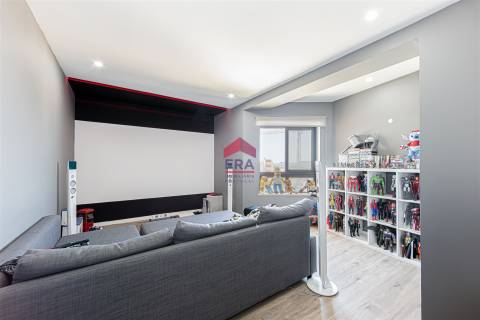 Apartamento T5 Venda em Faro (Sé e São Pedro),Faro