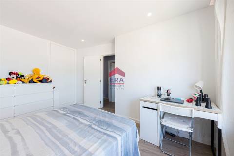 Apartamento T5 Venda em Faro (Sé e São Pedro),Faro