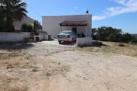 Moradia Isolada T4 Venda em Santa Bárbara de Nexe,Faro