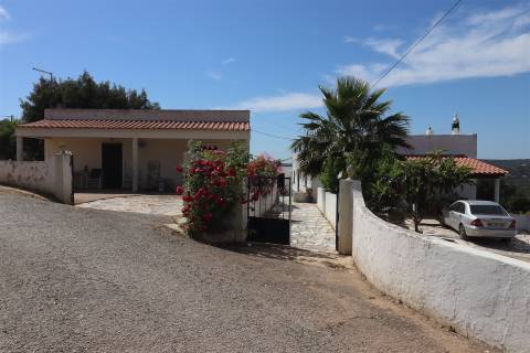 Moradia Isolada T4 Venda em Santa Bárbara de Nexe,Faro