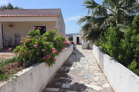 Moradia Isolada T4 Venda em Santa Bárbara de Nexe,Faro