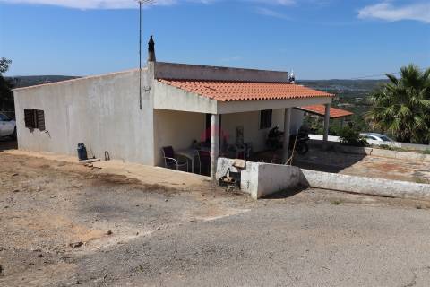 Moradia Isolada T4 Venda em Santa Bárbara de Nexe,Faro