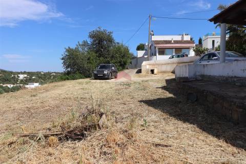 Moradia Isolada T4 Venda em Santa Bárbara de Nexe,Faro