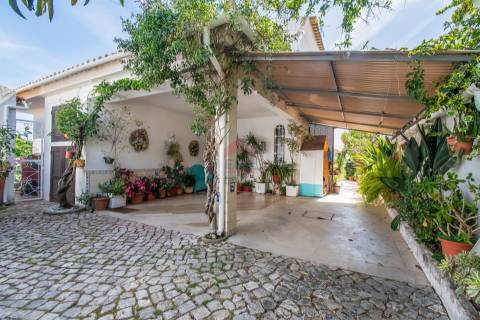 Moradia Isolada T3 Venda em Albufeira e Olhos de Água,Albufeira