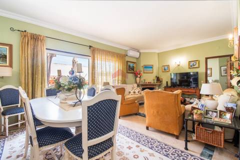 Moradia Isolada T3 Venda em Albufeira e Olhos de Água,Albufeira