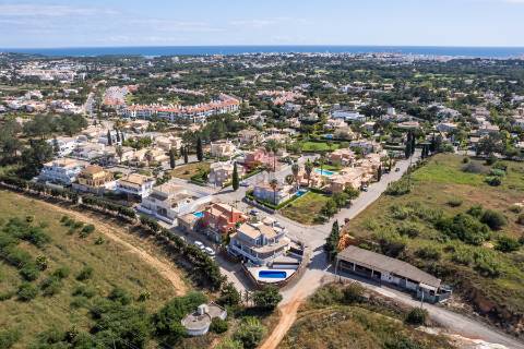 Moradia Isolada T4 Venda em Quarteira,Loulé