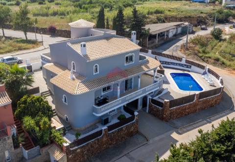 Moradia Isolada T4 Venda em Quarteira,Loulé