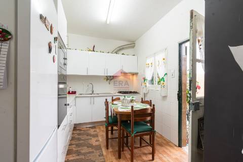 Moradia Geminada T4 Venda em Loulé (São Sebastião),Loulé