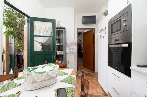 Moradia Geminada T4 Venda em Loulé (São Sebastião),Loulé