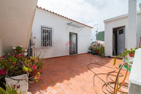 Moradia Geminada T4 Venda em Loulé (São Sebastião),Loulé