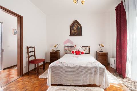 Moradia Geminada T4 Venda em Loulé (São Sebastião),Loulé