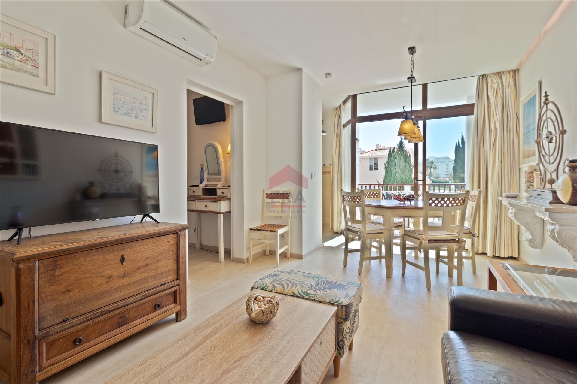 Apartamento T0+2 Venda em Quarteira,Loulé