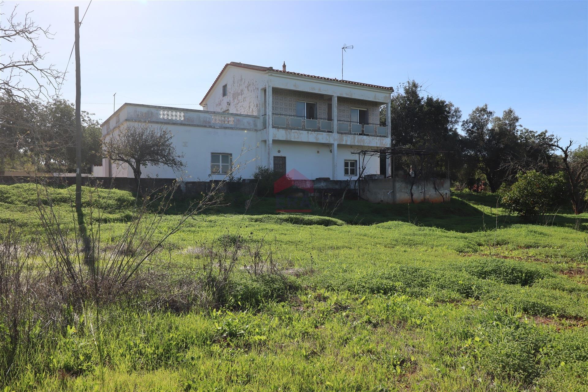 Moradia T4 Venda em Quarteira,Loulé