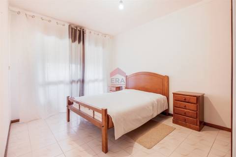 Apartamento T2 Venda em Quarteira,Loulé