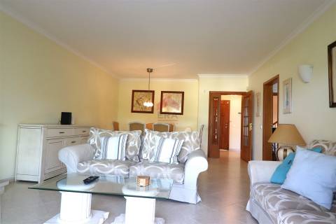 Moradia Geminada T3 Venda em Quarteira,Loulé