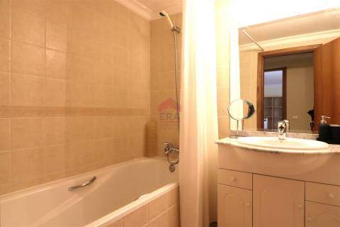 Moradia Geminada T3 Venda em Quarteira,Loulé