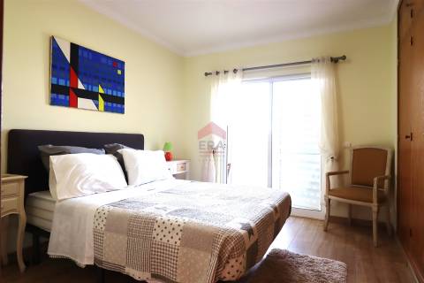 Moradia Geminada T3 Venda em Quarteira,Loulé