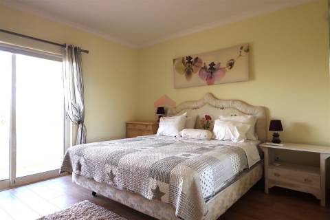 Moradia Geminada T3 Venda em Quarteira,Loulé