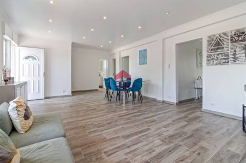 Moradia T3+3 Venda em Santa Bárbara de Nexe,Faro