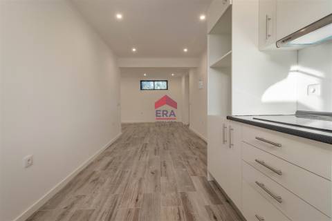 Moradia T3+3 Venda em Santa Bárbara de Nexe,Faro