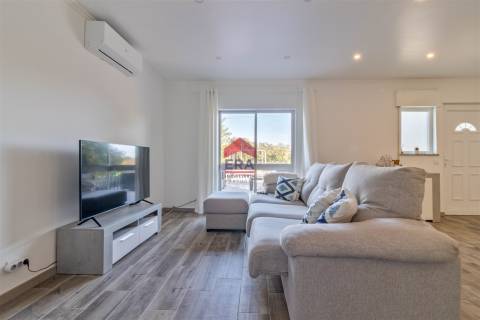 Moradia T3+3 Venda em Santa Bárbara de Nexe,Faro