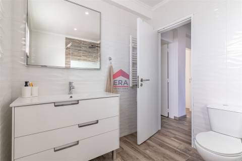 Moradia T3+3 Venda em Santa Bárbara de Nexe,Faro