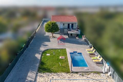 Moradia T3+3 Venda em Santa Bárbara de Nexe,Faro