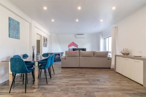 Moradia T3+3 Venda em Santa Bárbara de Nexe,Faro