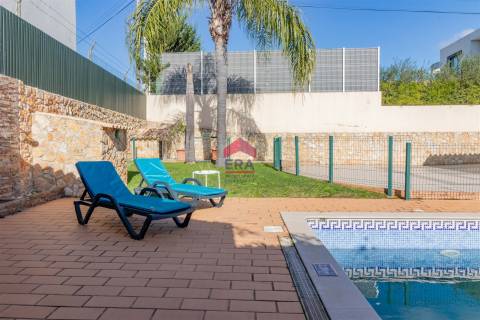 Moradia T4 Venda em Montenegro,Faro