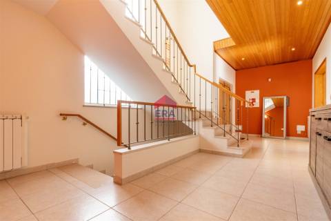 Moradia T4 Venda em Montenegro,Faro