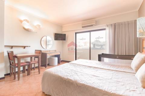 Apartamento T0 Venda em Albufeira e Olhos de Água,Albufeira