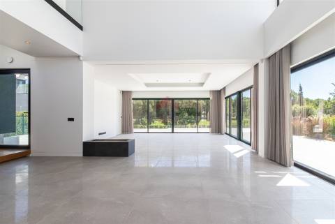 Moradia T4 Venda em Quarteira,Loulé