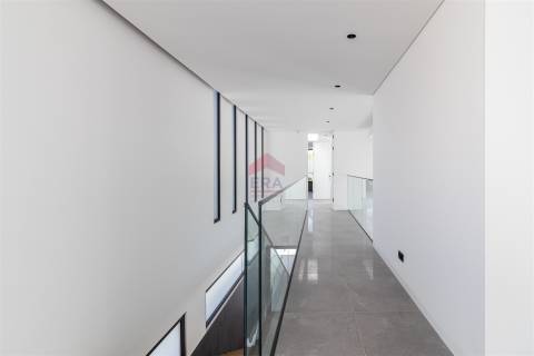 Moradia T4 Venda em Quarteira,Loulé