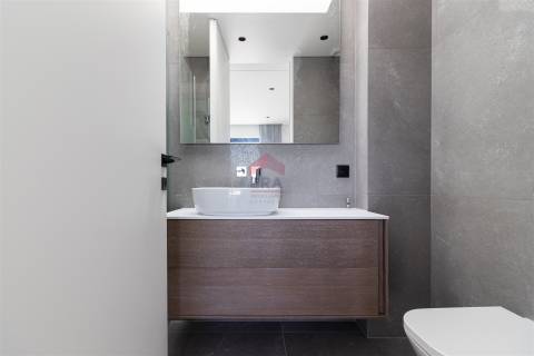 Moradia T4 Venda em Quarteira,Loulé