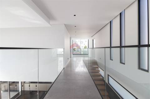 Moradia T4 Venda em Quarteira,Loulé